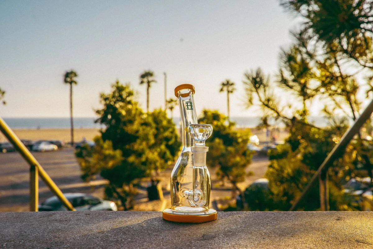 Whistler Bent-Neck Bong - 6.5" - Image 13